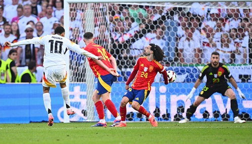 KI im Fußball: Diskussionen um Handspiel bei Spanien gegen Deutschland