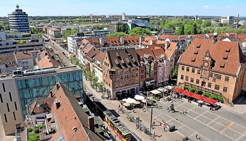 Die schönsten Seiten der Stadt bei einem Gläschen Wein