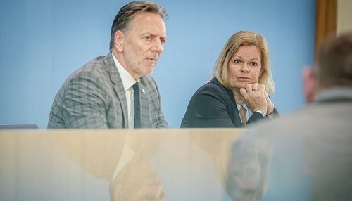 Einsatz von KI bei Terrorermittlungen: Diskussionen und Perspektiven