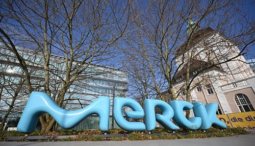 Merck setzt auf KI zur Optimierung der Pharmasparte
