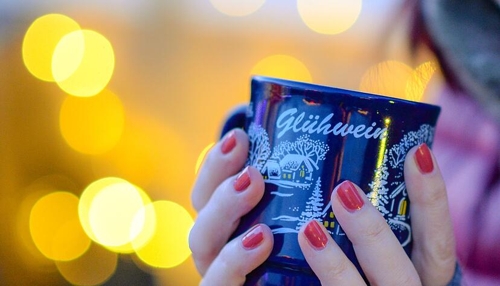 Wie erkenne ich guten Glühwein auf dem Weihnachtsmarkt