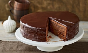 Lecker Kuchen backen: Schoko-Apfelkuchen mit Wein