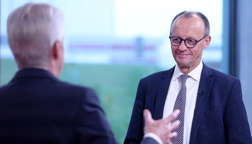 Friedrich Merz lobt KI-Initiativen in Heilbronn