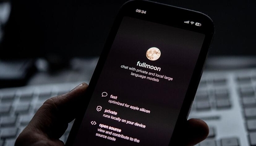 Fullmoon: Offline-Chatbot für iPhone und Mac
