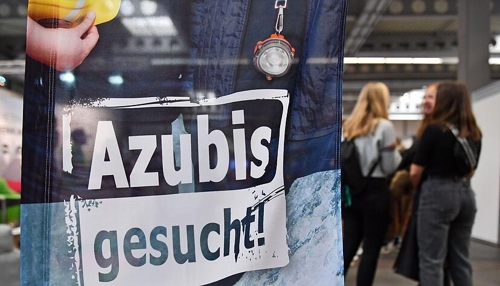 Vergütung nach Tarif: Diese Azubis bekommen am meisten Geld