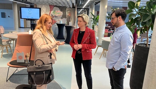 EU-Repräsentantin Lucilla Sioli besucht den Innovationspark KI in Heilbronn