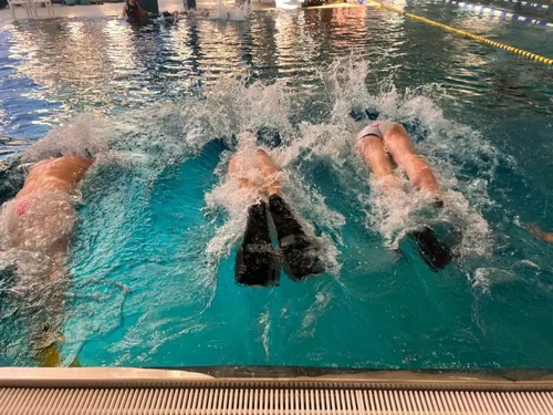 Tauchclub Heilbronn übernimmt Tabellenführung im Unterwasser-Rugby