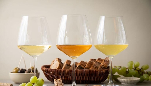 Ungewohnt in Farbe und Geschmack: Orange, Naturwein und Co